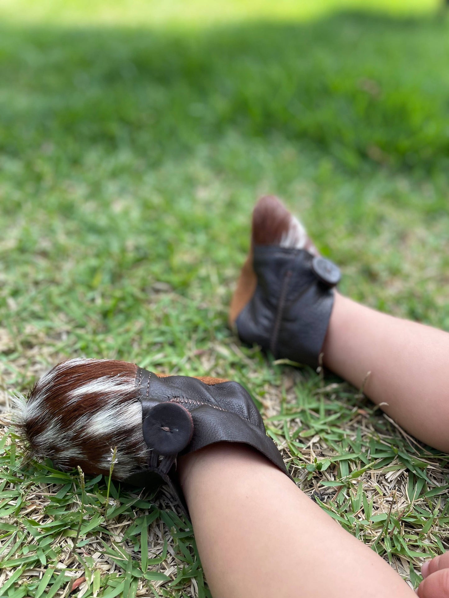 Western Linens - Button Bootie - Moccasins - genuine cowhide shoes